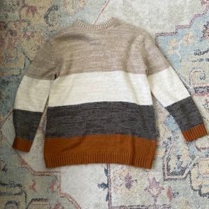 Oversized Universal Thread sweater